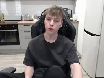 See Alex_gotcha online Now @ gooning.cam