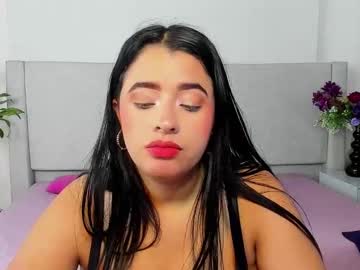 See Emberfox4 online Now @ gooning.cam