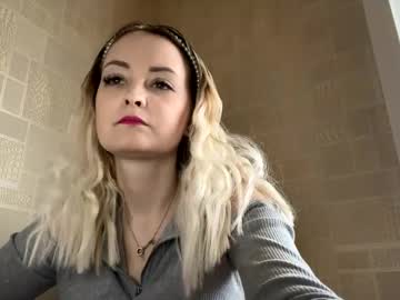 See Emma_leam online Now @ gooning.cam