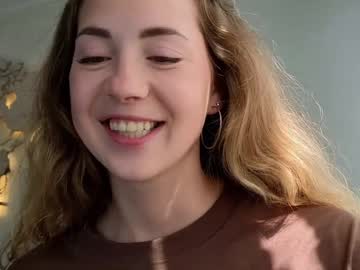 See Emmi_rosee online Now @ gooning.cam