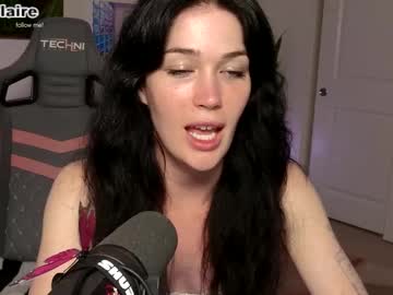 See Evelynclaire online Now @ gooning.cam