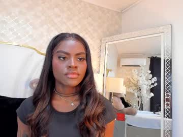 See Isabellabroms21 online Now @ gooning.cam