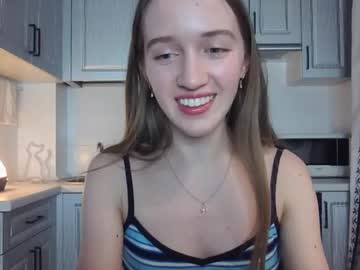 See Leslie_my_lovee online Now @ gooning.cam