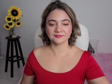 See Lilly_milf online Now @ gooning.cam