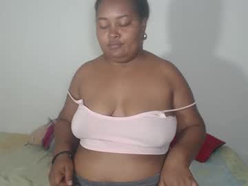 See Lorenztaylor online Now @ gooning.cam
