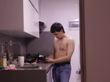 See Magic_tony online Now @ gooning.cam