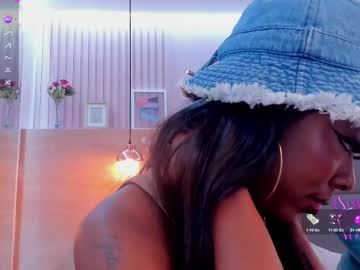 See Miia_schwarz online Now @ gooning.cam