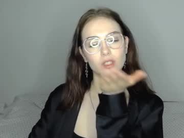 See Mila_keyy online Now @ gooning.cam