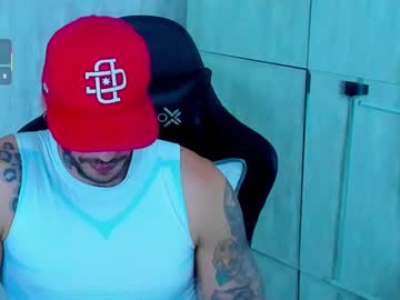 See Rickg_oficial online Now @ gooning.cam