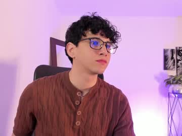 See Viktor_parker online Now @ gooning.cam